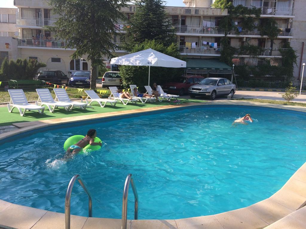Dsk Hotel クラネヴォ エクステリア 写真